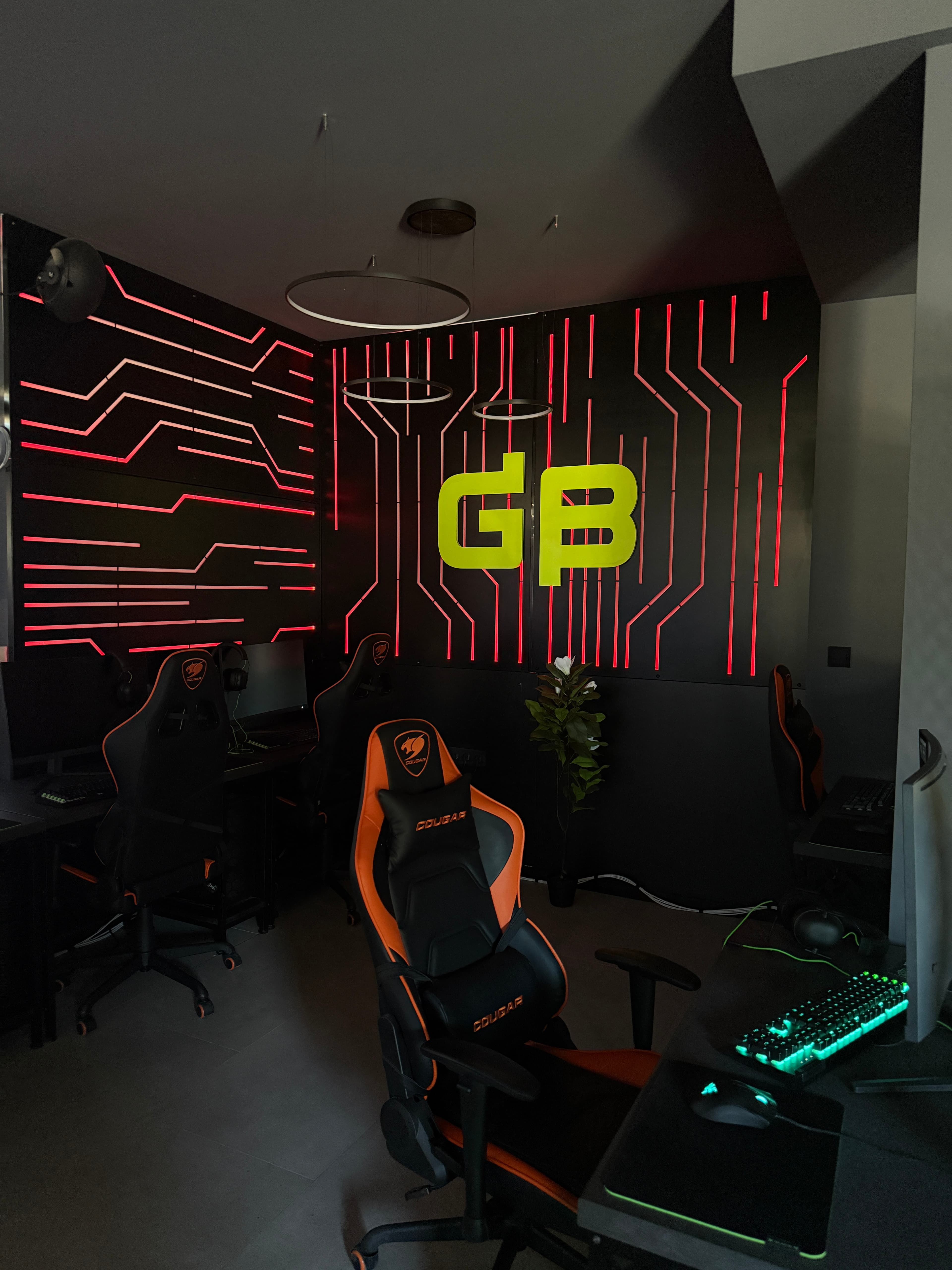 Gaming photo 3